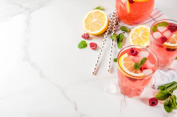 Sommar Uppfriskande Drycker Frukt Och Bär Raspberry Mojito Eller Lemonad — Stockfoto