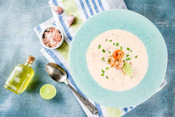 Mediterranean Italian Traditional Food Homemade Vegetable Seafood Creamy Soup Shrimp — Stock Photo, Image