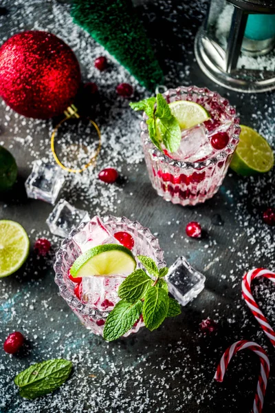 Julen Kall Dryck Tranbär Mojito Cocktail Med Xmas Dekoration Kopia — Stockfoto