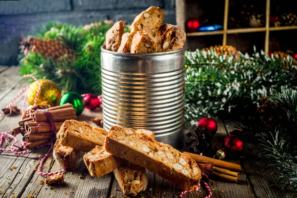 Traditional Christmas Pastries Italian Homemade Double Baked Biscotti Cantuccini Cake — Stock Photo, Image