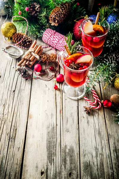 Traditioneller Weihnachtsglühwein Grog Oder Scharfer Sangria Cocktail Auf Altem Rustikalen — Stockfoto