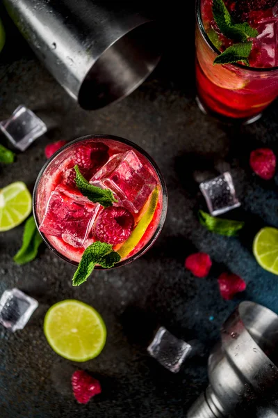 Iced Sommaren Dricka Cocktail Hallon Och Lime Saft Med Färsk — Stockfoto