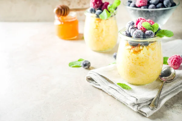 Hälsosam Kost Bra Idéer Söt Frukost Polenta Portionde Burkar Med — Stockfoto