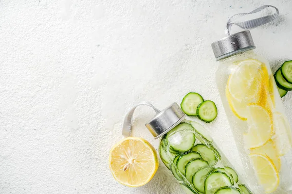 Organiska Sommaren Kall Uppfriskande Drink Detox Infunderas Vatten Med Citron — Stockfoto