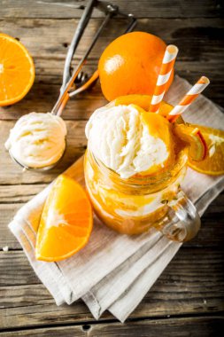 Orange Soda dondurma kokteyl