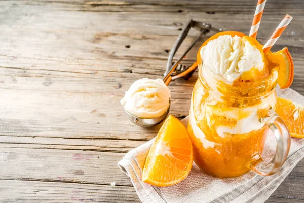 Naranja soda Creamsicle cóctel — Foto de Stock