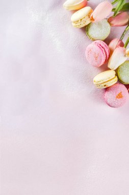 Parlak renkli macarons