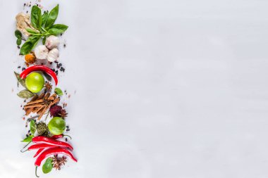 Çeşitli otlar ve baharatlar.