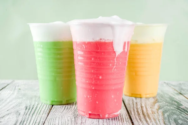 Bebidas coloridas de chá de nevoeiro gelado — Fotografia de Stock