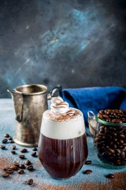 İrlandalı kahve kokteyl