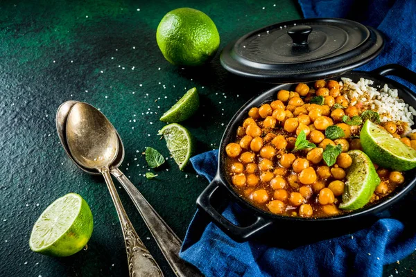 Batata doce e grão de bico curry — Fotografia de Stock