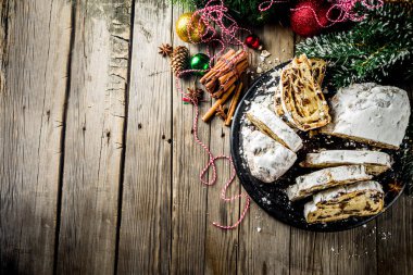 ev yapımı Noel stollen