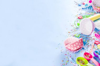 Doğum günü tatil partisi için tatlı pişirme kavramı