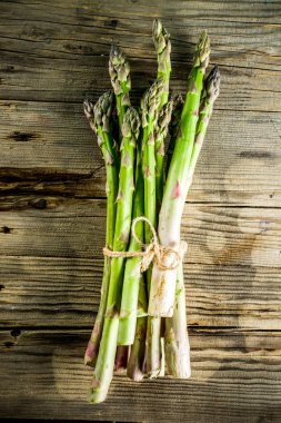 Taze organik çiftlik kuşkonmaz