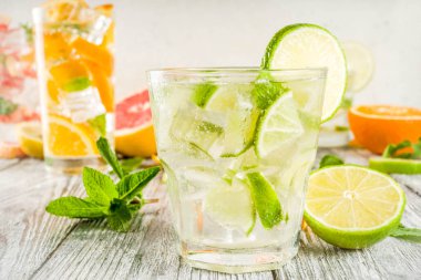 Narenciye limonata veya Mojito dört tür 