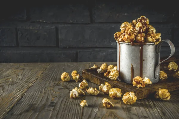 Caramel sucré maison pop corn — Photo