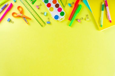 Renkli geri okul şeyler arka plan