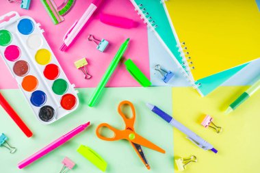 Renkli geri okul şeyler arka plan