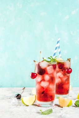 Kiraz kola veya mojito