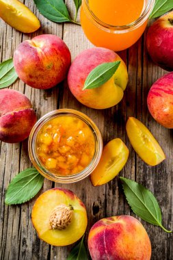 ev yapımı şeftali reçeli