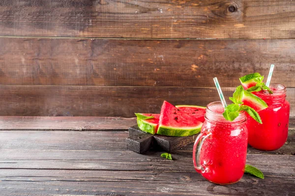 Kalter Sommer Wassermelonen Smoothie — Stockfoto