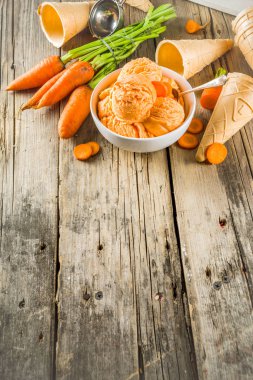 Vegan havuç dondurma