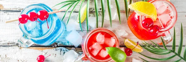 Tropische Sommercocktails — Stockfoto