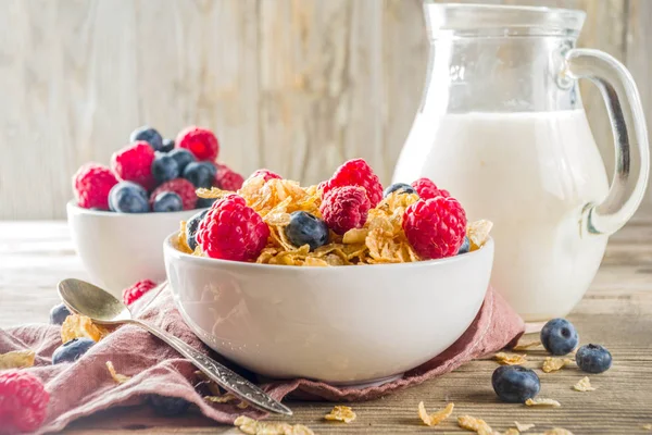 Breakfast Corn Flakes with Milk and berries