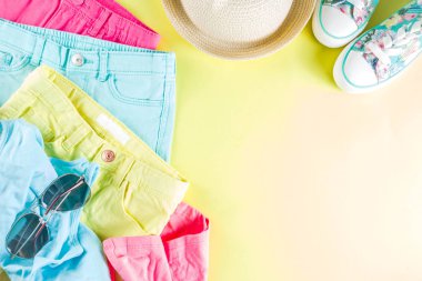 Yaz Satılık alışveriş kavramı