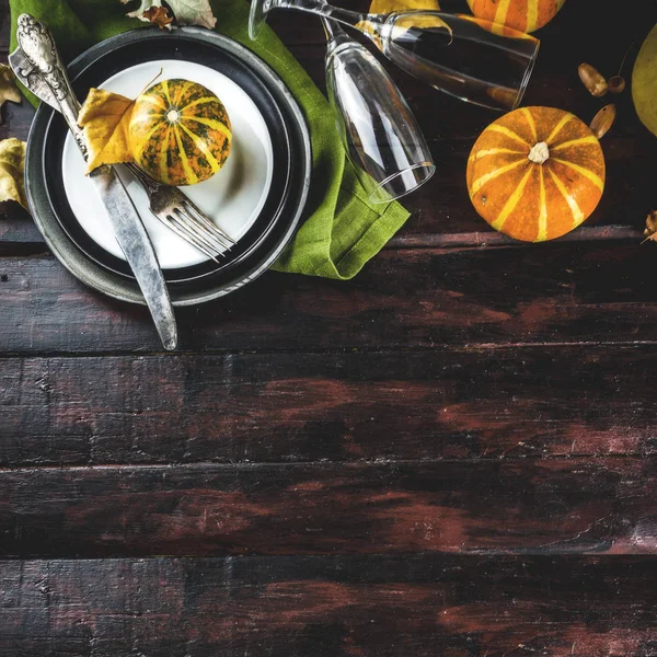 Autumn and thanksgiving table setting — Stock Photo, Image