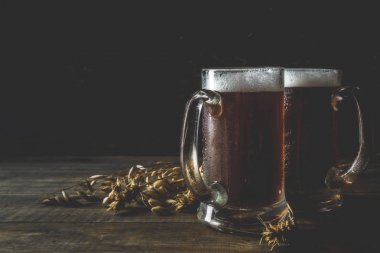 Ev yapımı zanaat bira kupaları