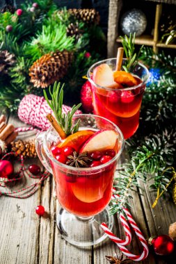 Geleneksel Noel mulled şarap