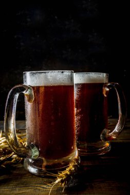 Ev yapımı zanaat bira kupaları