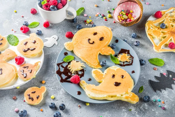 Anak-anak Halloween pancake lucu — Stok Foto