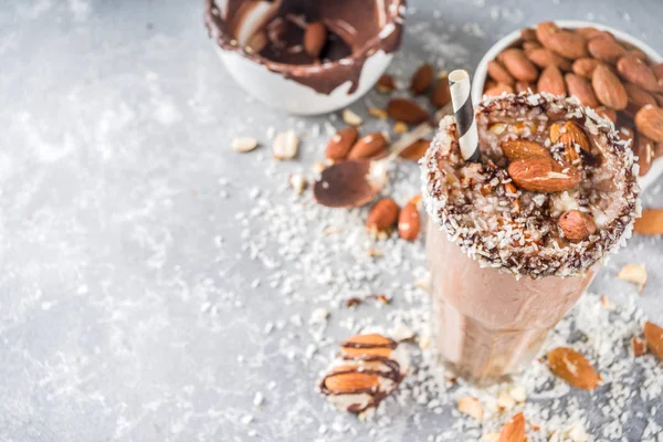 Amêndoa Vegan & batido de chocolate de coco — Fotografia de Stock