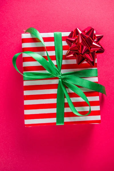 Pudełka na prezenty świąteczne proste tło wzór — Zdjęcie stockowe