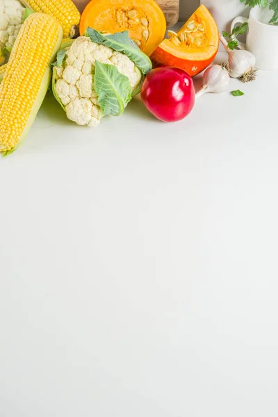 Verduras de outono, ingredientes de cozinha — Fotografia de Stock