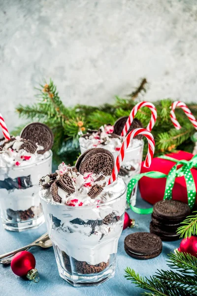 Christmas peppermint chocolate trifle