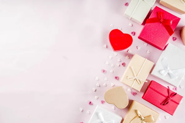 Valentine's day gifts gift boxes background — Stock Photo, Image