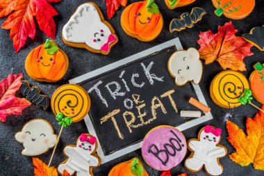 Komik Zencefilli Kurabiyelerle Cadılar Bayramı