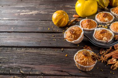 Ev yapımı sonbahar kabak kekler