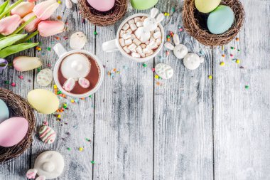 Paskalya komik sıcak çikolata