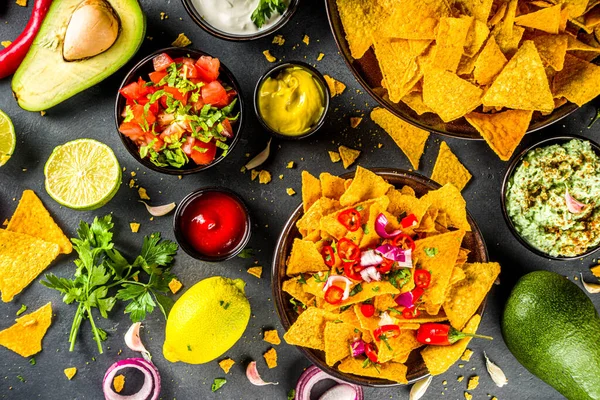 Nachos Chips Melted Cheese Various Traditional Mexican Dips Salsa Jalapeno — Stock Photo, Image