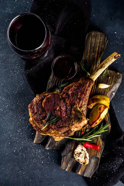 Cozinhar Fundo Carne Carne Fresca Grelhada Sobre Fundo Mesa Cinza — Fotografia de Stock