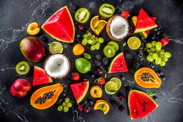 Assorted Different Summer Tropical Fresh Raw Fruits Berries Clean Eating — Stock Photo, Image