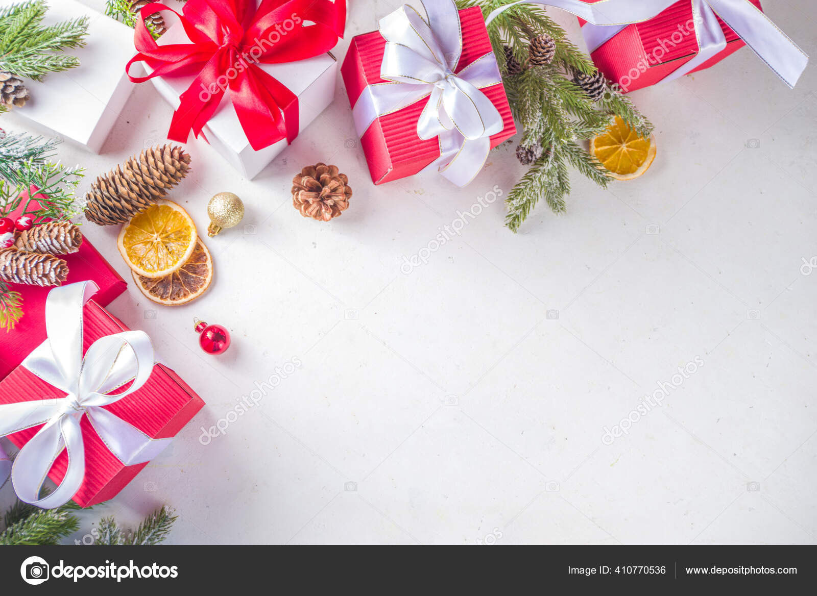 Natal Ano Novo Fundo Cartão Saudação Natal Vermelho Branco Caixas fotos,  imagens de © .com #410770536