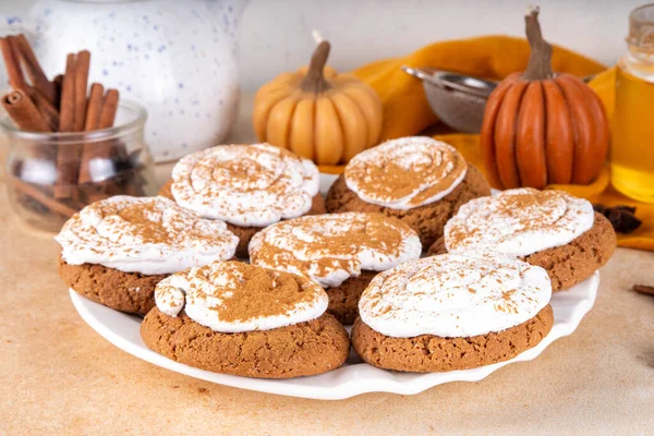 Pumpkin Pie Crumble Cookies Homemade Copycat Recipe. Tasty autumn american Crumble Cookies with Pumpkin Pie Spices and Whipped cream frosting on top, fall seasonal taste idea