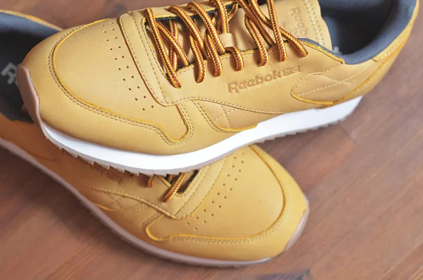 Kiev, Ukrayna - 30 Mayıs 2018: Reebok spor ayakkabı spor ayakkabı, üstte fotoğraf bulunmaktadır