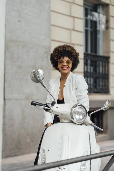 Beautiful Girl Afro Streets Madrid Spain Motorcycle — Stock Photo, Image