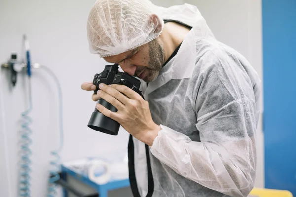 Scientificamente Utilizzando Fotocamera Fotografata Laboratorio — Foto Stock